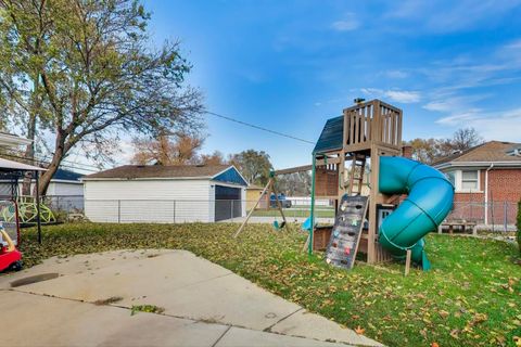 Tiny photo for 11104 Boeger Court, Westchester, IL 60154 (MLS # 12514460)