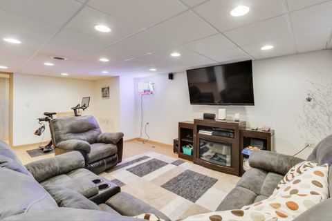 Tiny photo for 11104 Boeger Court, Westchester, IL 60154 (MLS # 12514460)