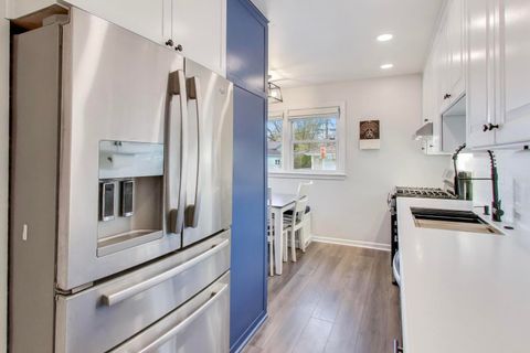 Tiny photo for 11104 Boeger Court, Westchester, IL 60154 (MLS # 12514460)