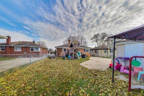 Tiny photo for 11104 Boeger Court, Westchester, IL 60154 (MLS # 12514460)