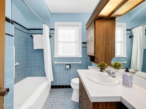 Tiny photo for 1209 Cleveland Avenue, La Grange Park, IL 60526 (MLS # 12495906)