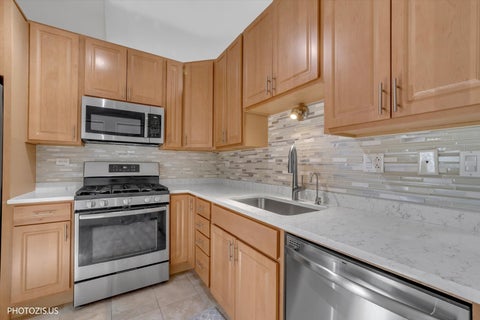 Tiny photo for 74 Bedford Road, Mundelein, IL 60060 (MLS # 12729194)