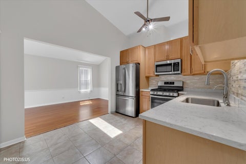 Tiny photo for 74 Bedford Road, Mundelein, IL 60060 (MLS # 12729194)