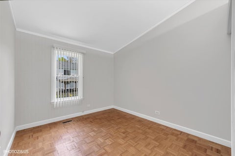 Tiny photo for 74 Bedford Road, Mundelein, IL 60060 (MLS # 12729194)