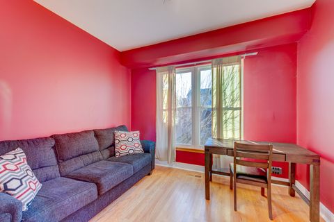 Tiny photo for 72 N Southport Drive, Mundelein, IL 60060 (MLS # 12577930)