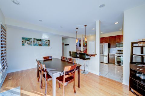 Tiny photo for 72 N Southport Drive, Mundelein, IL 60060 (MLS # 12577930)