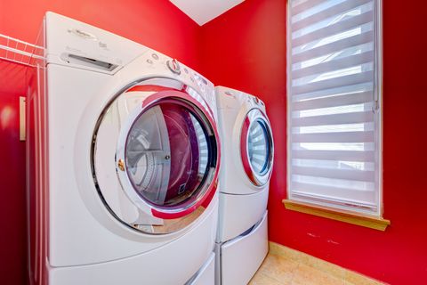 Tiny photo for 72 N Southport Drive, Mundelein, IL 60060 (MLS # 12577930)