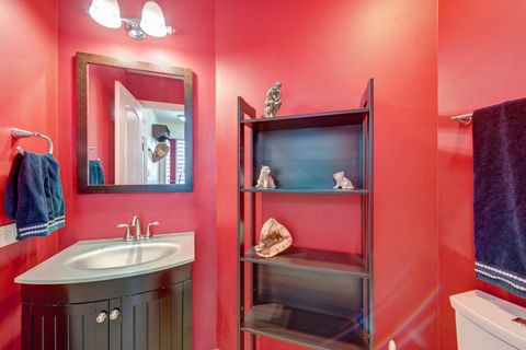 Tiny photo for 72 N Southport Drive, Mundelein, IL 60060 (MLS # 12577930)