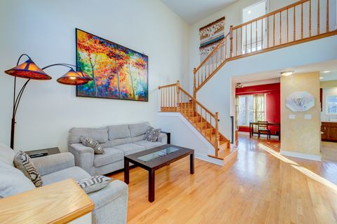 Tiny photo for 72 N Southport Drive, Mundelein, IL 60060 (MLS # 12577930)