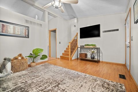 Tiny photo for 4 Palm Court, Bloomington, IL 61701 (MLS # 12494031)