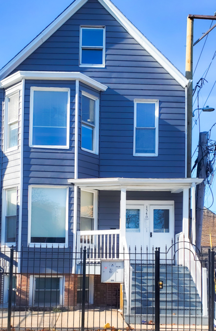 1540 N KEELER Avenue