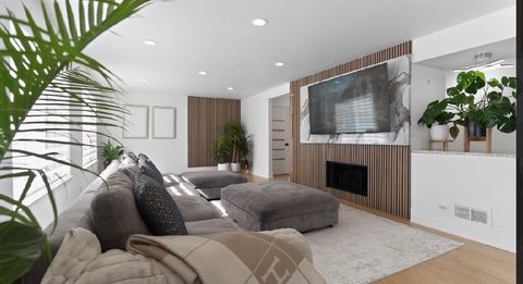 Tiny photo for 55 WILLOW Road, Wheeling, IL 60090 (MLS # 12595481)