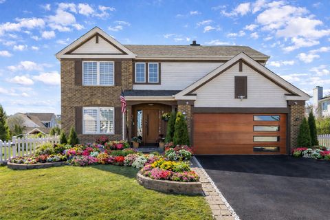 Photo of 55 WILLOW Road, Wheeling, IL 60090 (MLS # 12595481)