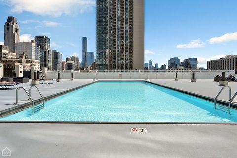 Tiny photo for 1122 N Clark Street #1910, Chicago, IL 60610 (MLS # 12467197)