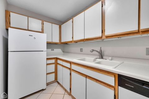 Tiny photo for 1122 N Clark Street #1910, Chicago, IL 60610 (MLS # 12467197)