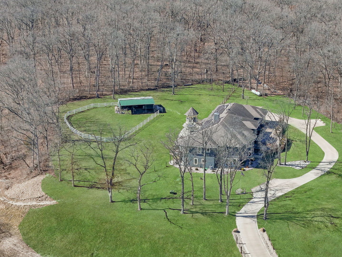 2389 E 2450th Road