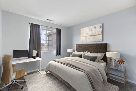 Tiny photo for 199 N Oakhurst Drive N #199, Aurora, IL 60504 (MLS # 12458989)