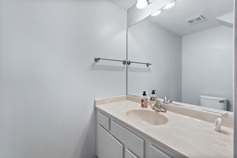 Tiny photo for 199 N Oakhurst Drive N #199, Aurora, IL 60504 (MLS # 12458989)