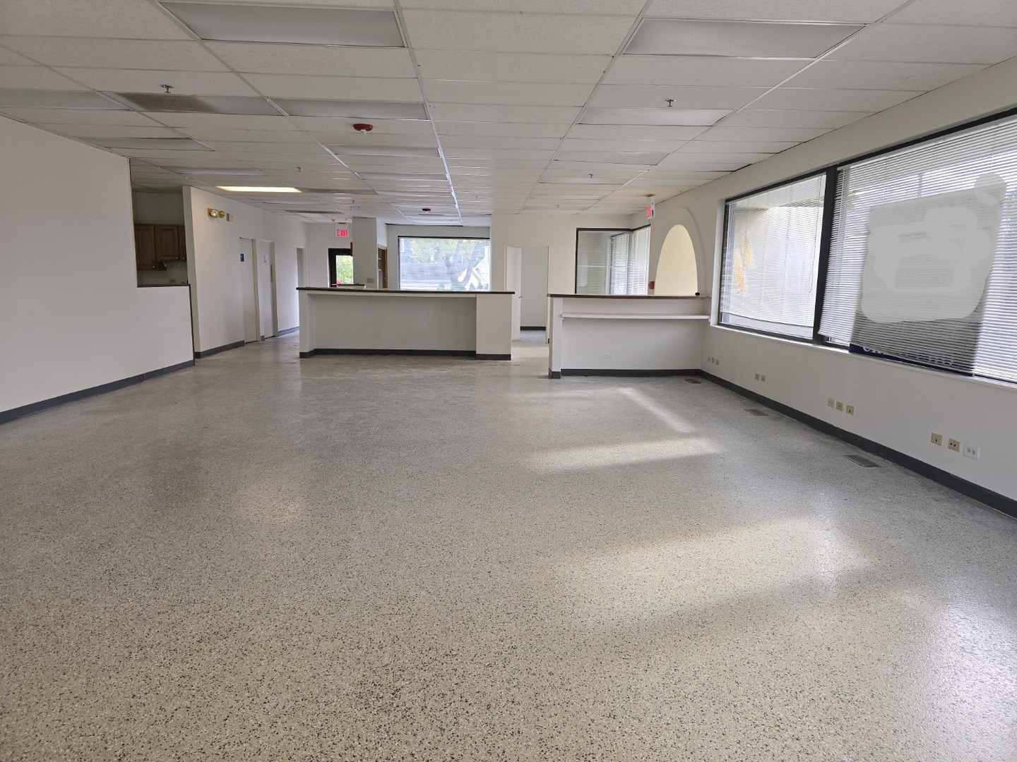 326 S Milwaukee Avenue