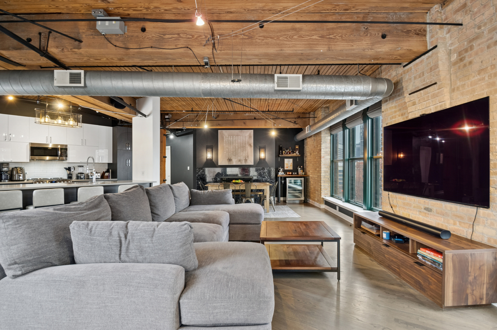 411 W Ontario Street 601