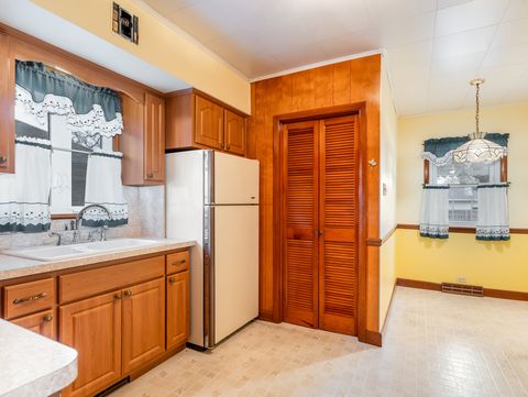 Tiny photo for 1115 N Prairie Avenue, Joliet, IL 60435 (MLS # 12585220)