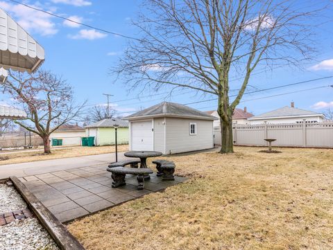 Tiny photo for 1115 N Prairie Avenue, Joliet, IL 60435 (MLS # 12585220)