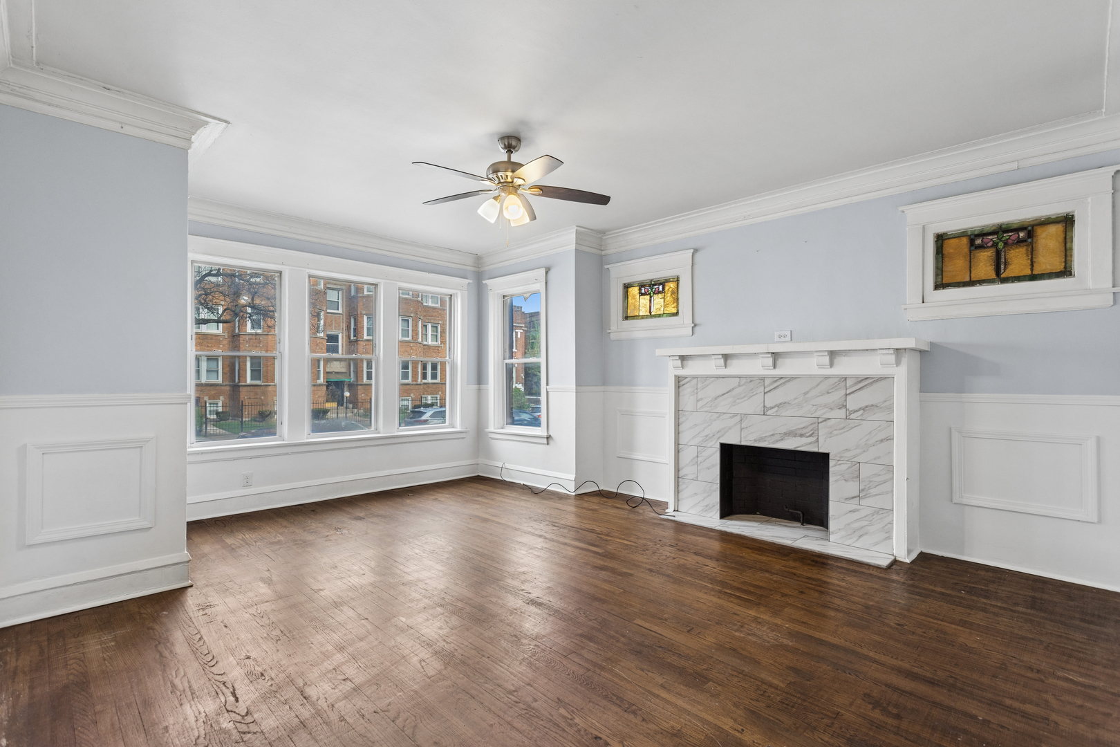 7914 S Champlain Avenue