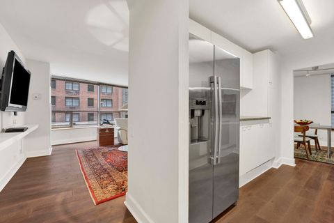 Tiny photo for 110 E Delaware Place #401, Chicago, IL 60611 (MLS # 12587051)