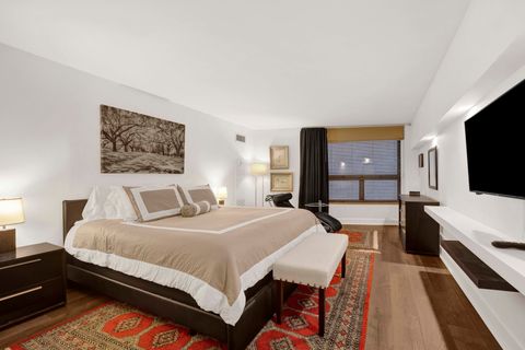 Tiny photo for 110 E Delaware Place #401, Chicago, IL 60611 (MLS # 12587051)