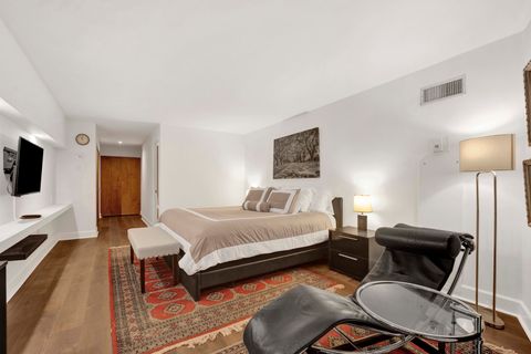 Tiny photo for 110 E Delaware Place #401, Chicago, IL 60611 (MLS # 12587051)