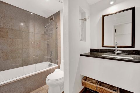 Tiny photo for 110 E Delaware Place #401, Chicago, IL 60611 (MLS # 12587051)