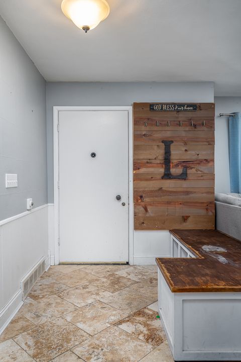 Tiny photo for 3225 28th Street Court, Rock Island, IL 61201 (MLS # 12576872)