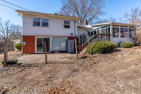 Tiny photo for 3225 28th Street Court, Rock Island, IL 61201 (MLS # 12576872)