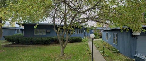 3233 N Bayview Lane McHenry IL 60051