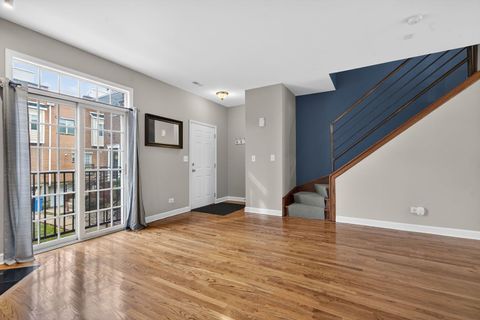 Tiny photo for 10420 S Walden Parkway, Chicago, IL 60643 (MLS # 12586619)