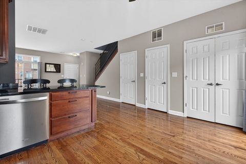 Tiny photo for 10420 S Walden Parkway, Chicago, IL 60643 (MLS # 12586619)