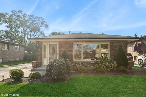 A home in Oak Lawn