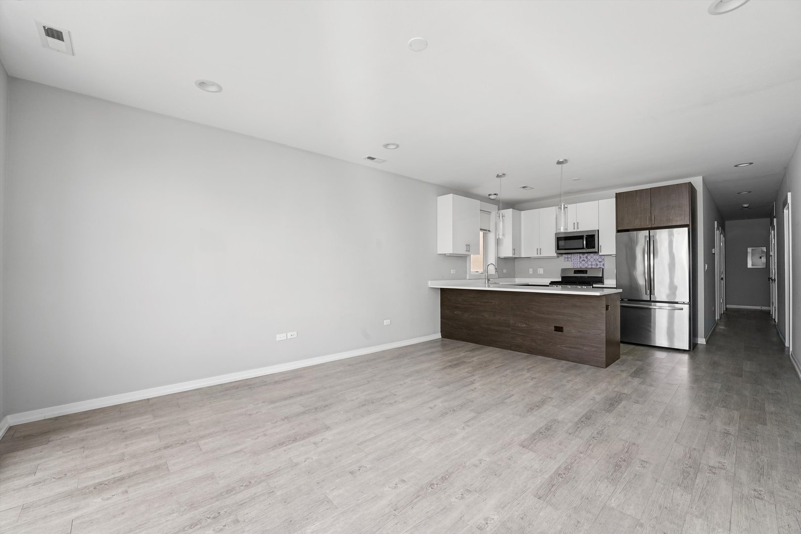 2533 W CONGRESS Parkway 1E