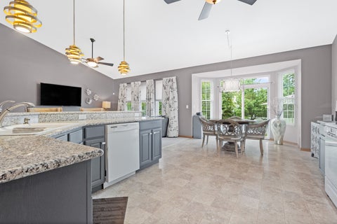 Tiny photo for 1715 Wintercrest Court, Shorewood, IL 60404 (MLS # 12701970)