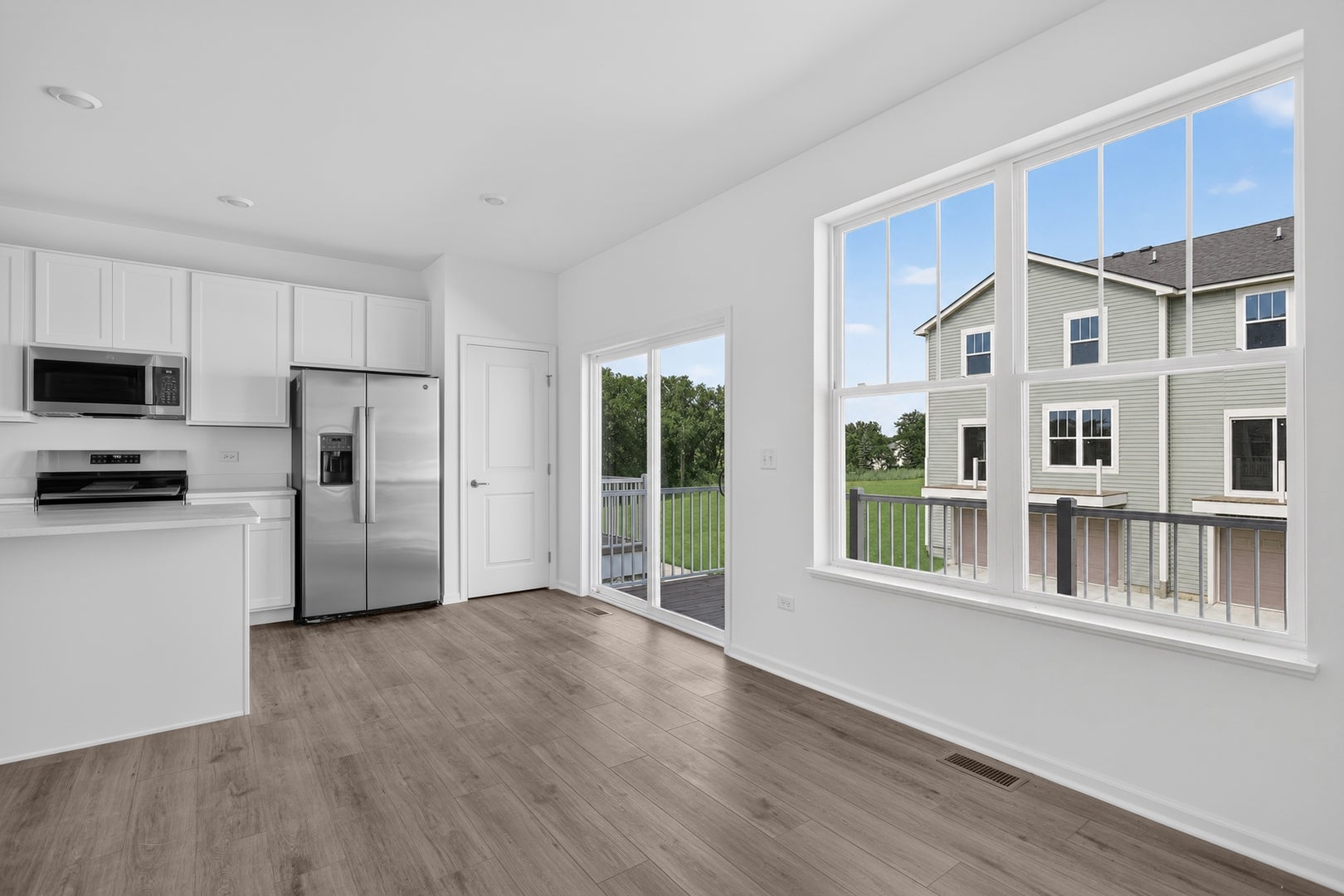 445 Red Oak Circle