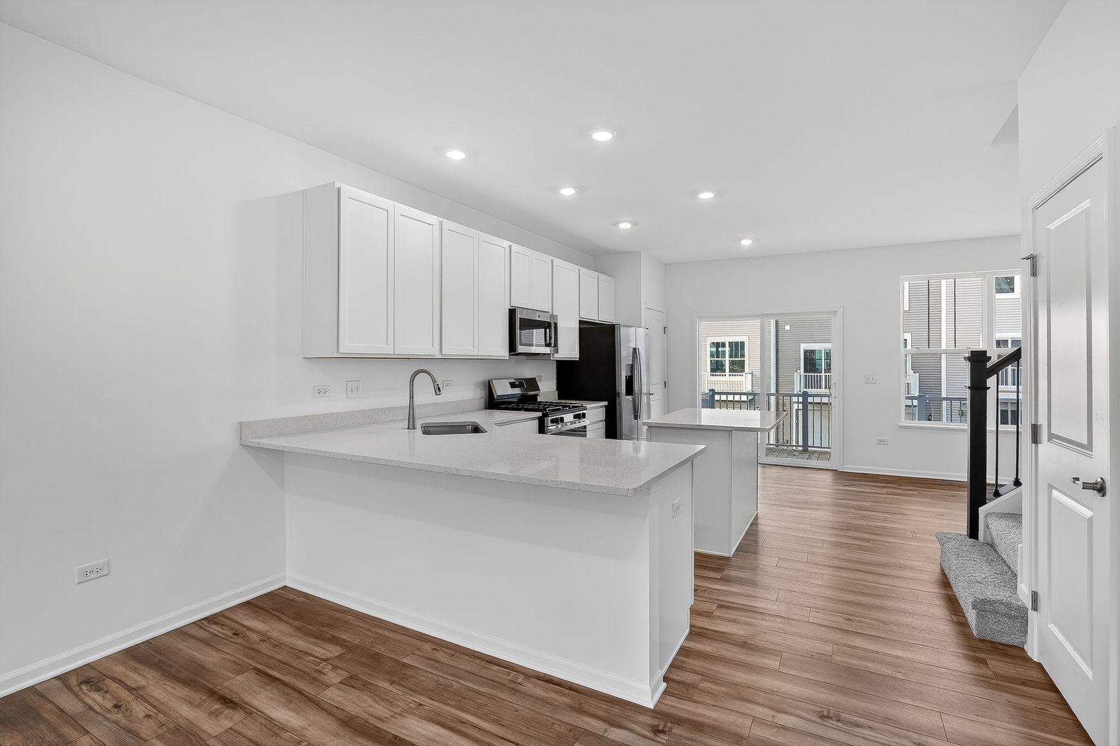 445 Red Oak Circle