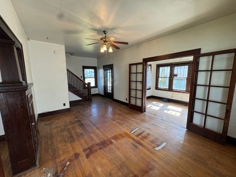 Tiny photo for 918 W Locust Street, Davenport, IA 52804 (MLS # 12770772)