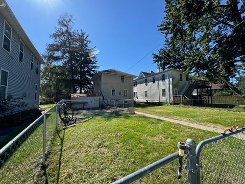 Tiny photo for 918 W Locust Street, Davenport, IA 52804 (MLS # 12770772)