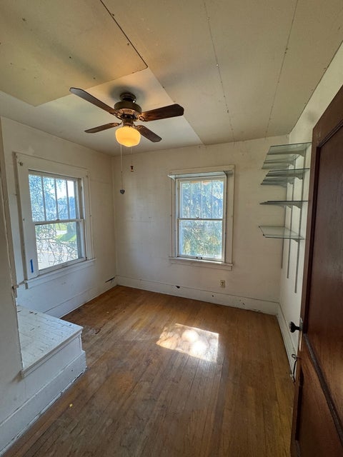 Tiny photo for 918 W Locust Street, Davenport, IA 52804 (MLS # 12770772)