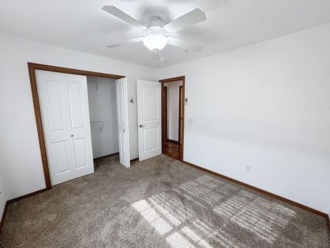 Tiny photo for 420 E Franklin Street #104, Eldridge, IA 52748 (MLS # 12565722)