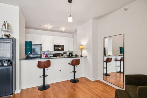 Tiny photo for 233 E 13th Street #1008, Chicago, IL 60605 (MLS # 12552864)