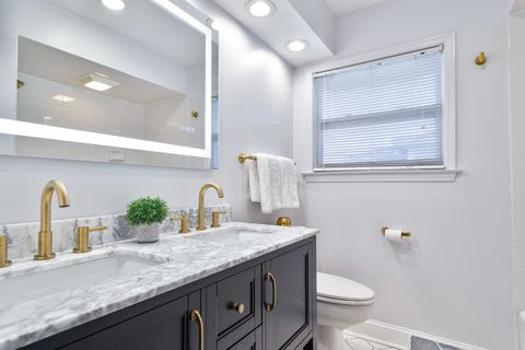 Tiny photo for 3507 Greenwood Avenue, Wilmette, IL 60091 (MLS # 12484420)