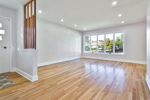 Tiny photo for 3507 Greenwood Avenue, Wilmette, IL 60091 (MLS # 12484420)