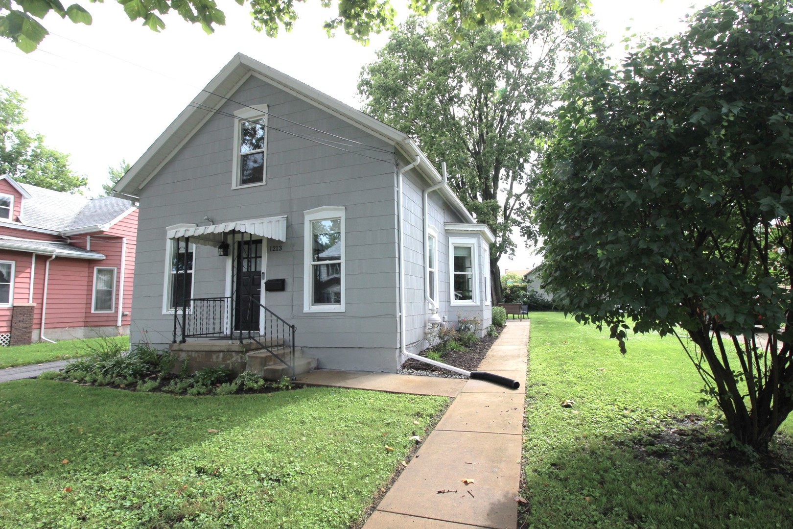 1213 N Madison Street