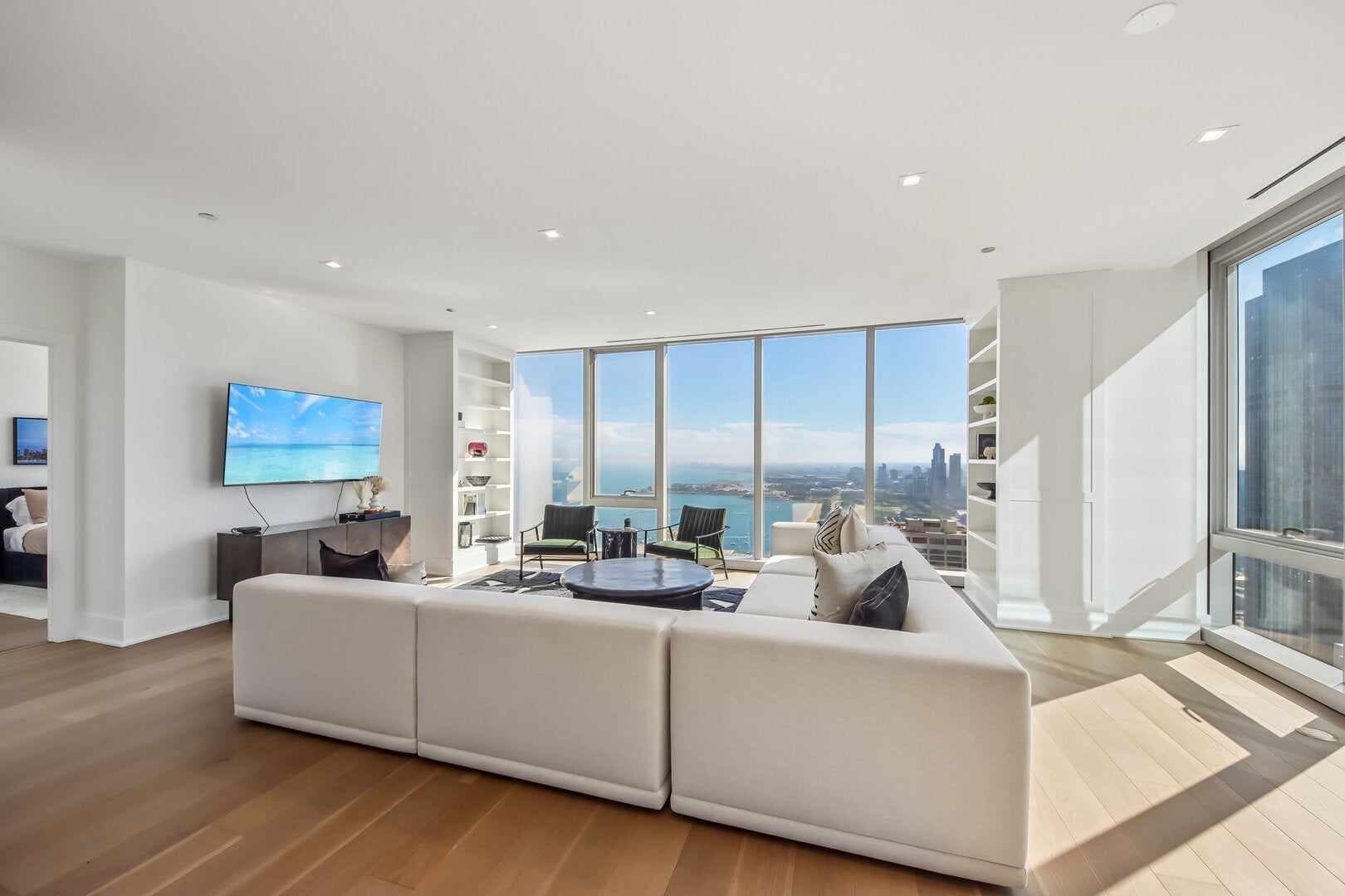 363 E Wacker Drive 4203